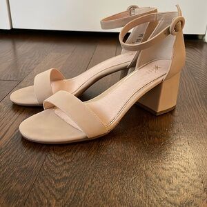 Nude sandal